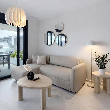 Stunning In With Wifi Apartment Torrevieja