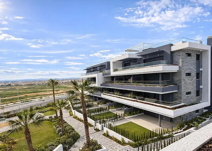 Stunning In With Wifi Apartment Torrevieja