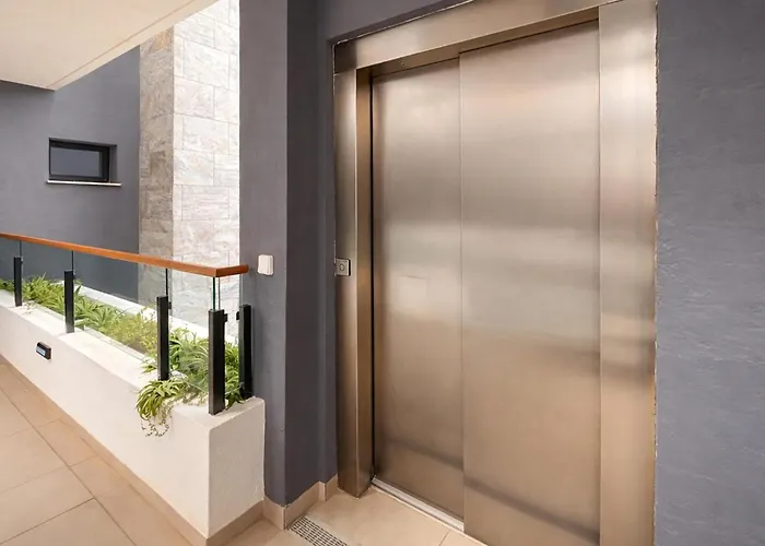 Stunning In With Wifi Apartment *