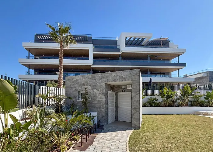 Stunning In With Wifi Apartment